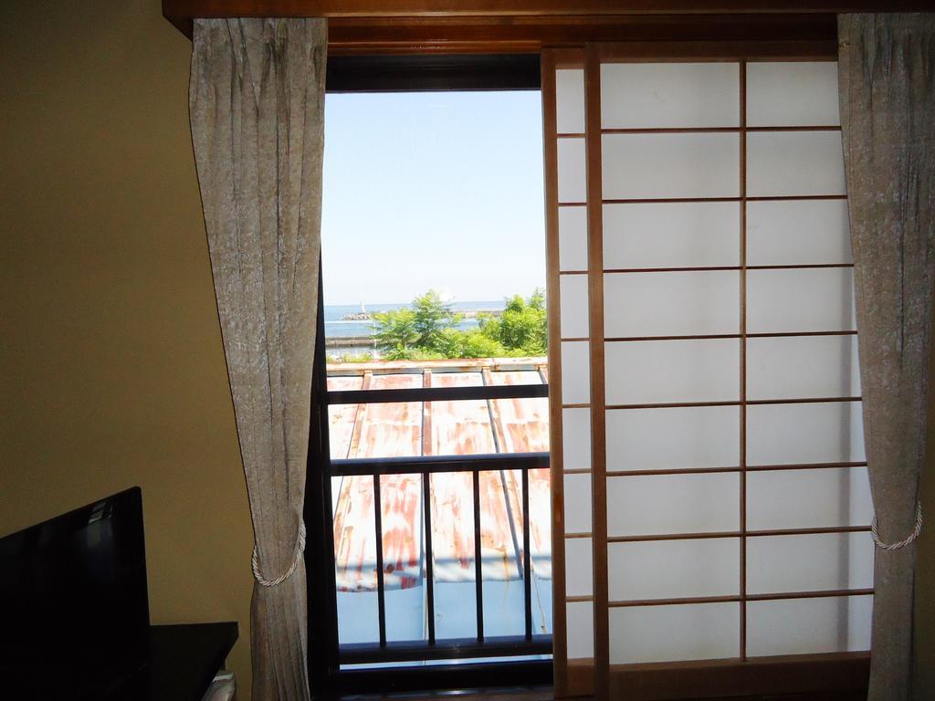 Minshuku Shigemura Hotel Atami  Bagian luar foto